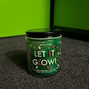 White Barn Let It Glow Green Candle